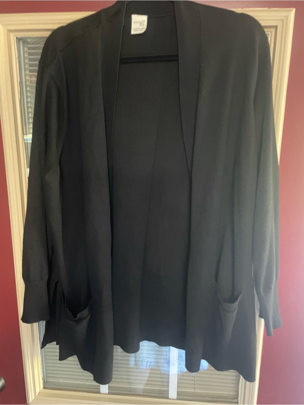 Open-Front Black Cardigan with Front Pockets - Casual Layering
